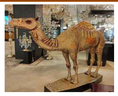 A large camel inlaid with Chatons