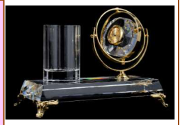Pen Holder with golden clock  11/26/17