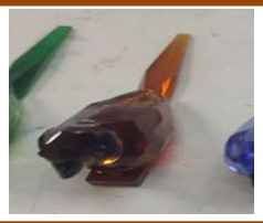 Dark yellow parrot 8*6*12